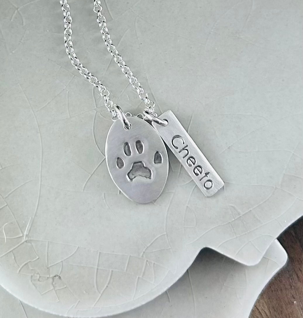 Small Oval - Paw Print