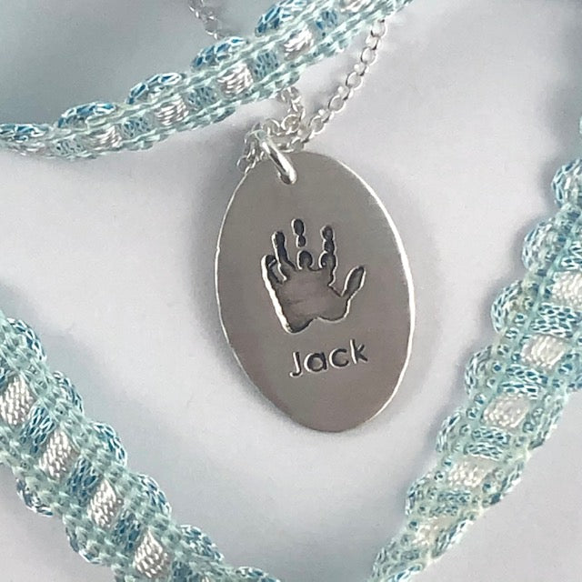 Oval - Hand or Footprints