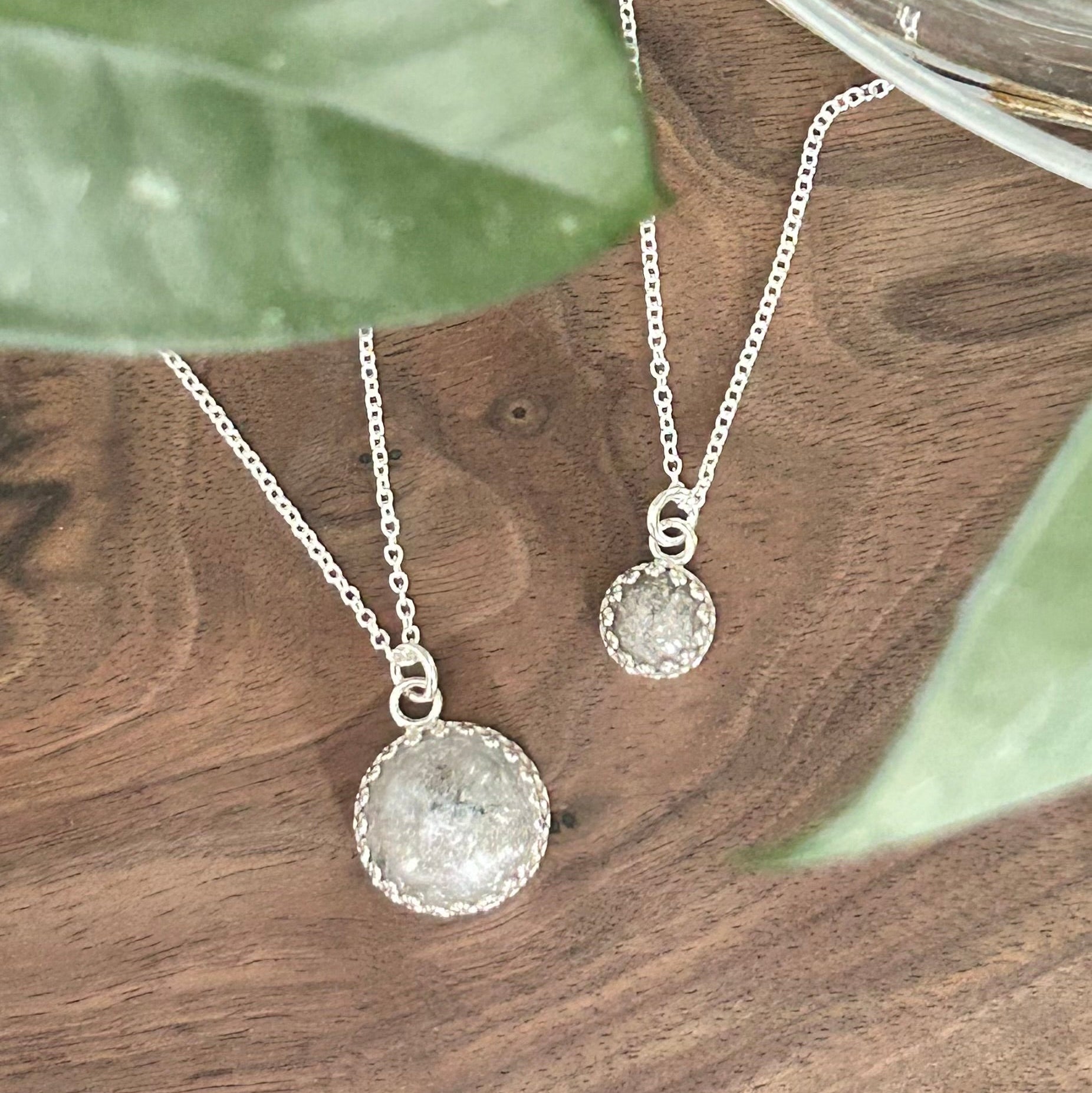 Soul Stone Lace Necklace